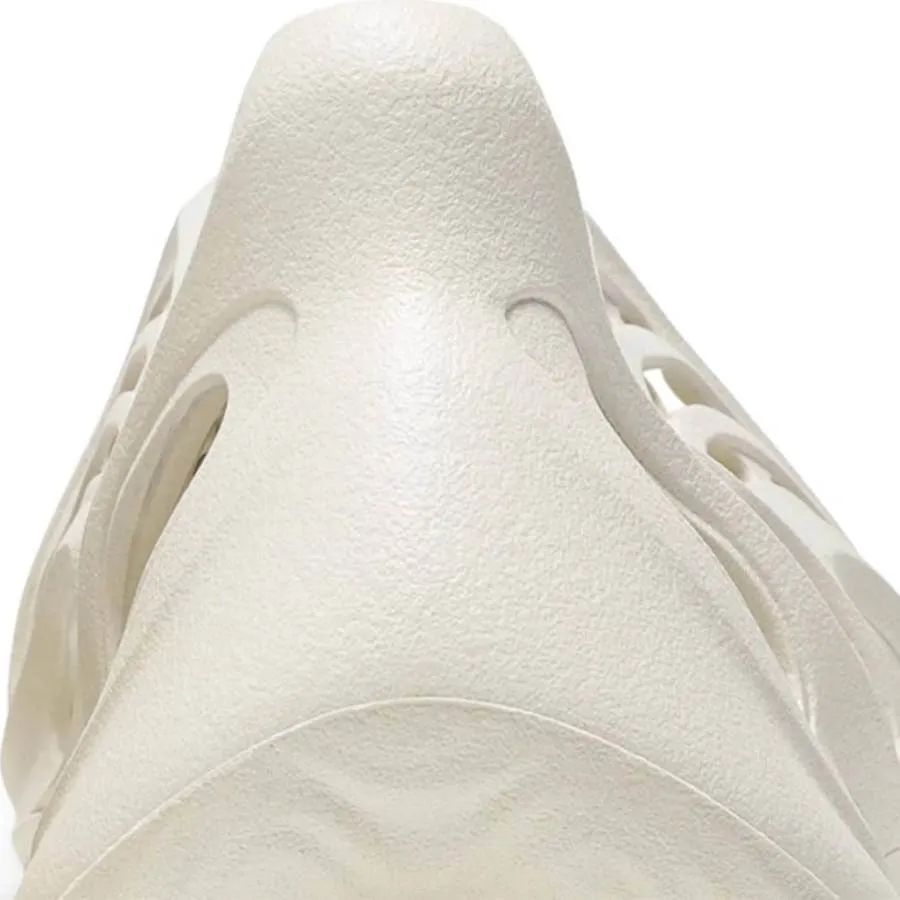 Adidas Yeezy Foam Runner Ararat sneakers, white