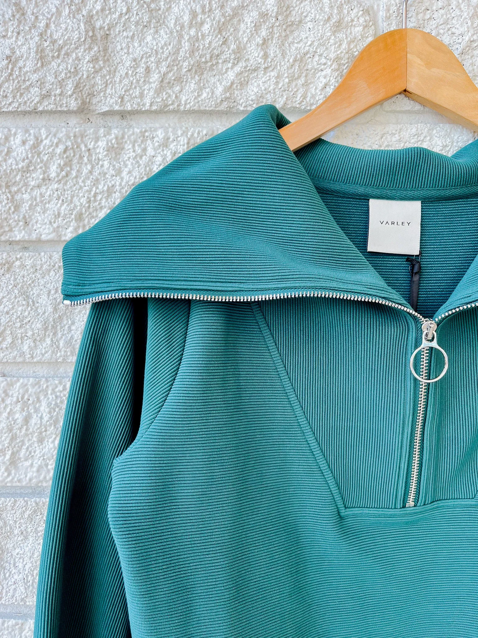 Vine half-zip pullover